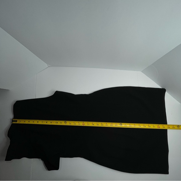 Black Halo Women’s Black Paula Sheathe Dress Ruffle Sleeve One Shoulder Size 2 - Picture 8 of 8